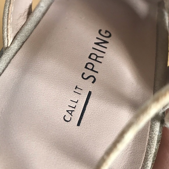 Nude chunky heeled sandals - Picture 3 of 4